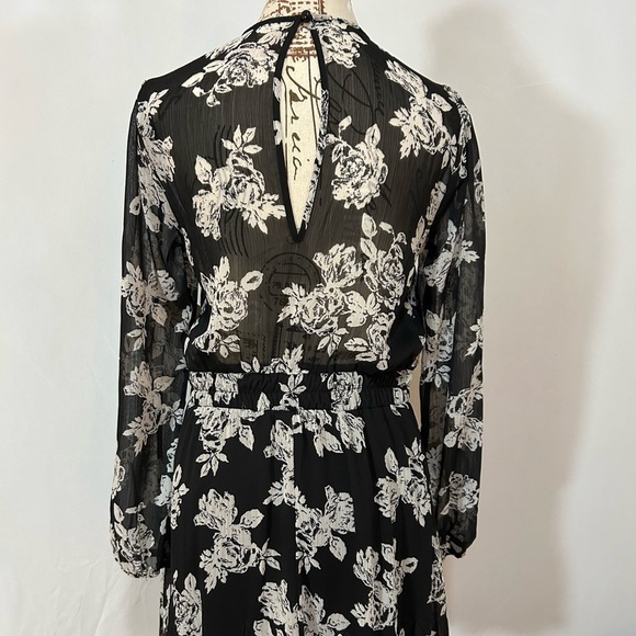 Altar'd State Black and White Long Sleeve Sundress New with tag! - Picture 7 of 11